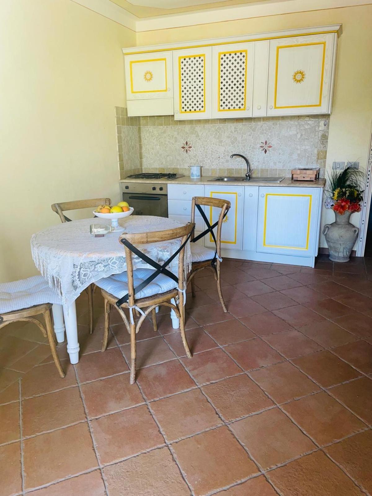 Appartamento Le Querce Vaccileddi Exterior photo